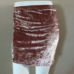 Crushed mini velvet skirt